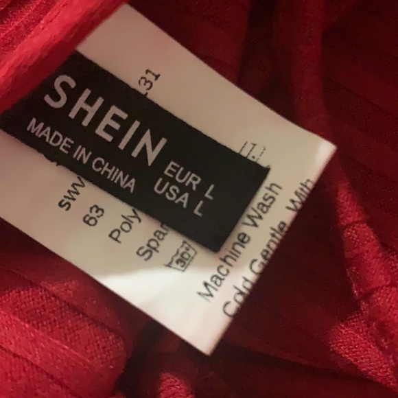 Red Lace-Up Backless Rib-Knit Top - NWOT - Picture 6 of 7